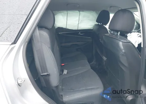 2020 Kia Sorento 3.3L S z USA, uszkodzony, nr VIN 5XYPGDA55LG667883